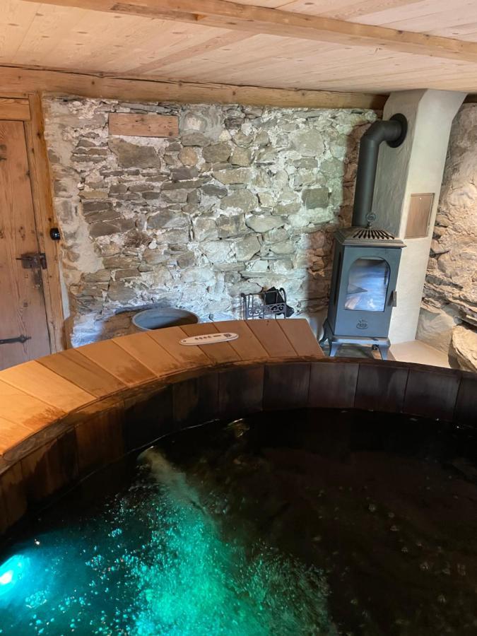 Alpen Charme - Chalet D'Hotes Et Spa Gsteig Eksteriør billede