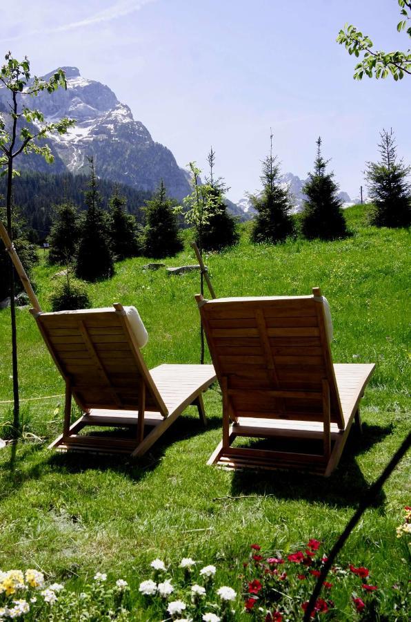 Alpen Charme - Chalet D'Hotes Et Spa Gsteig Eksteriør billede